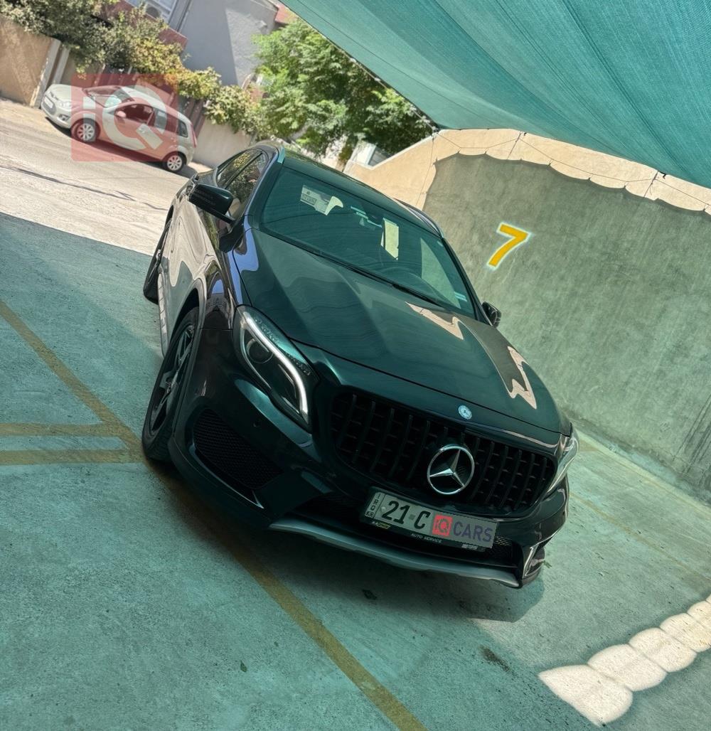 مرسيدس بنز GLA